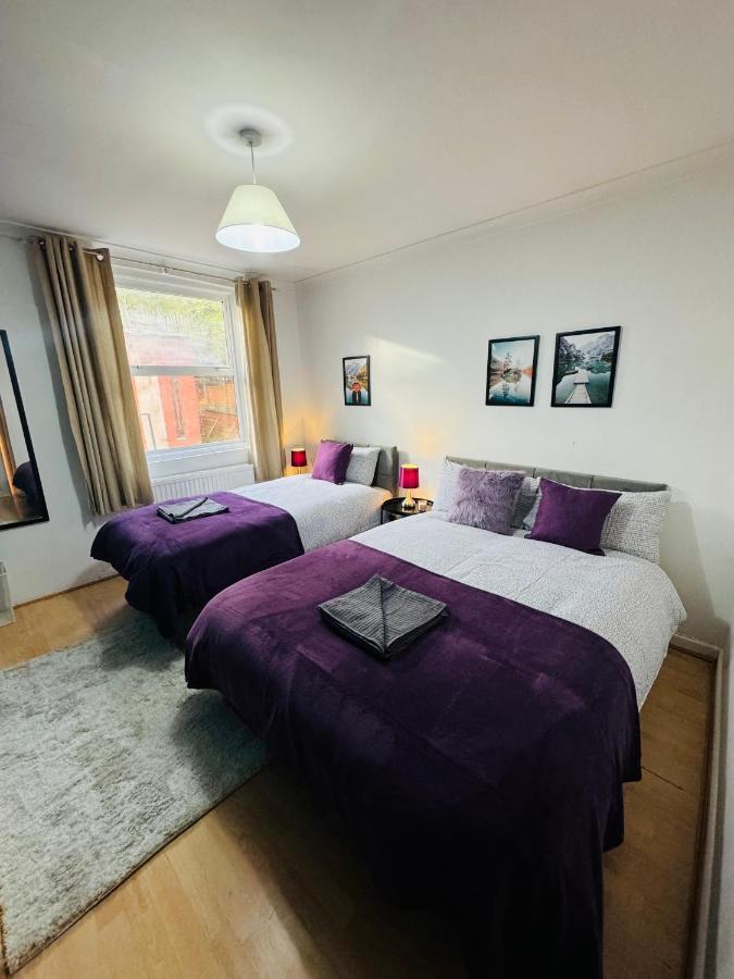 2 Bedrooms House Near Central London Exterior photo