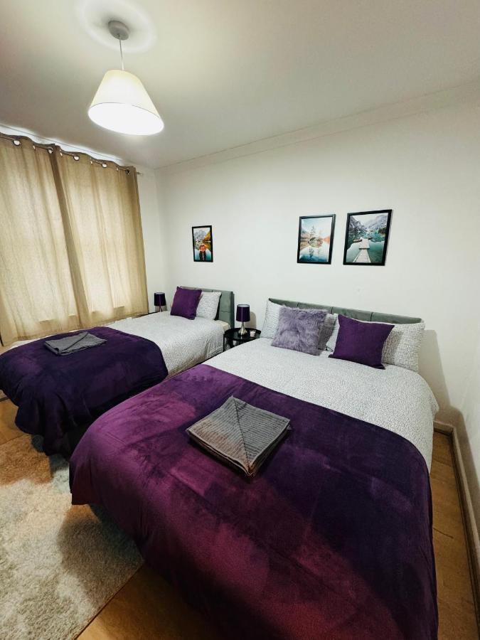 2 Bedrooms House Near Central London Exterior photo