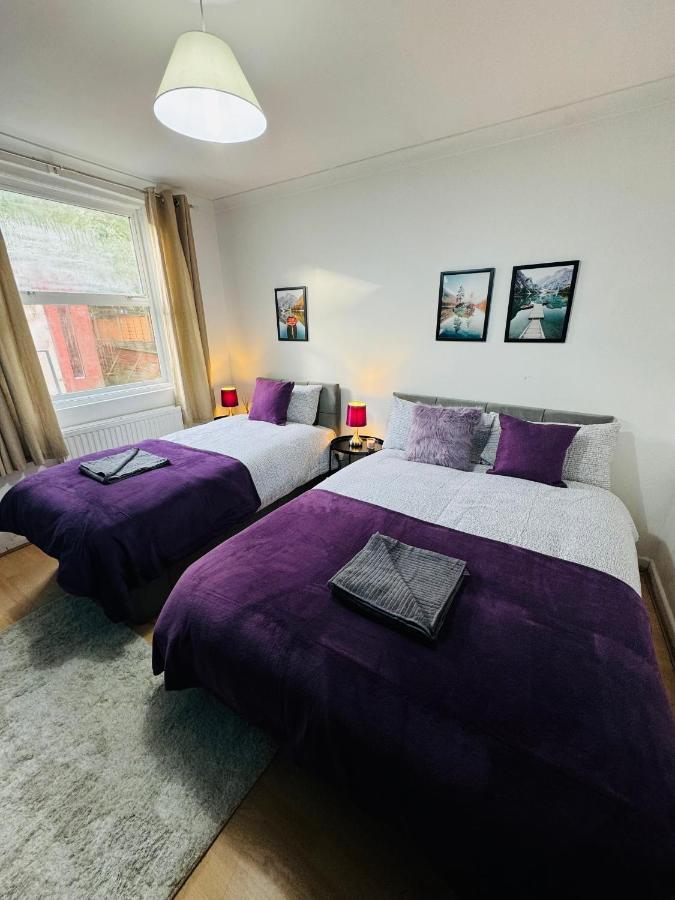 2 Bedrooms House Near Central London Exterior photo